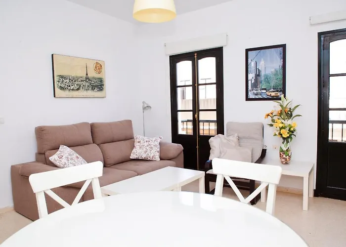 ático Al Lado Playa La Caleta Apartamento *