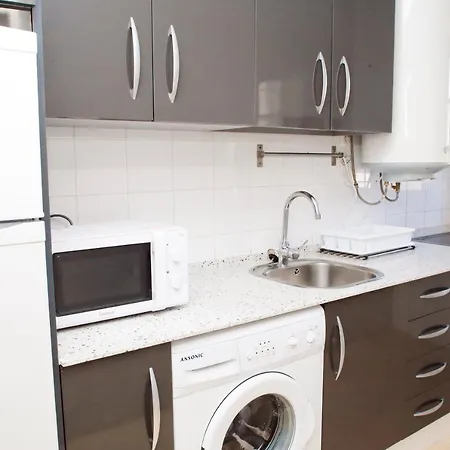 ático Al Lado Playa La Caleta Appartamento *