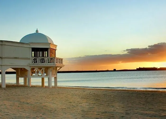 Atico Al Lado Playa La Caleta * 加的斯