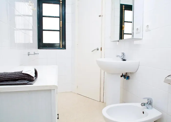 Atico Al Lado Playa La Caleta Apartment *